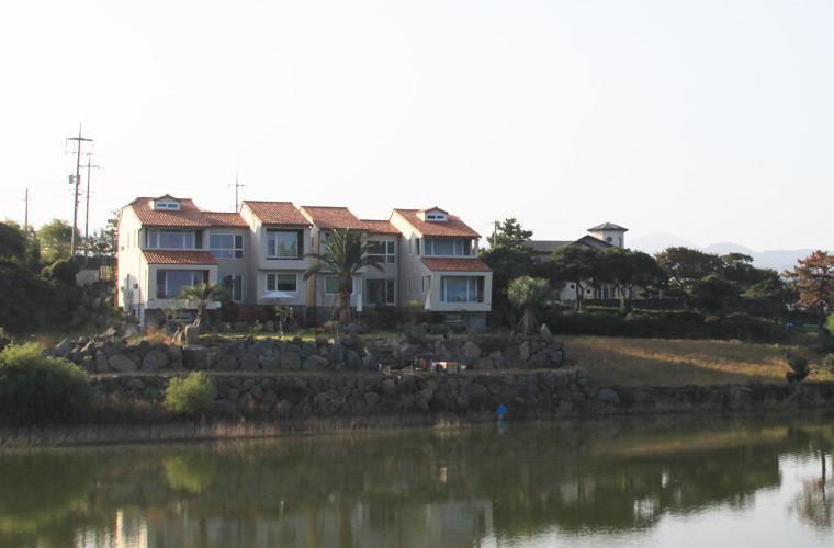 Jeju Lake Pension Eksteriør billede