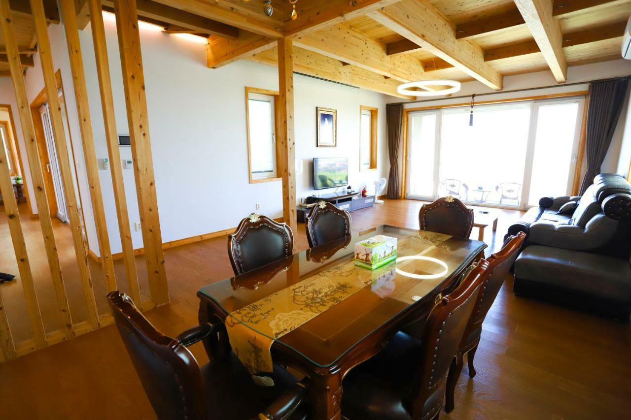 Jeju Lake Pension Eksteriør billede