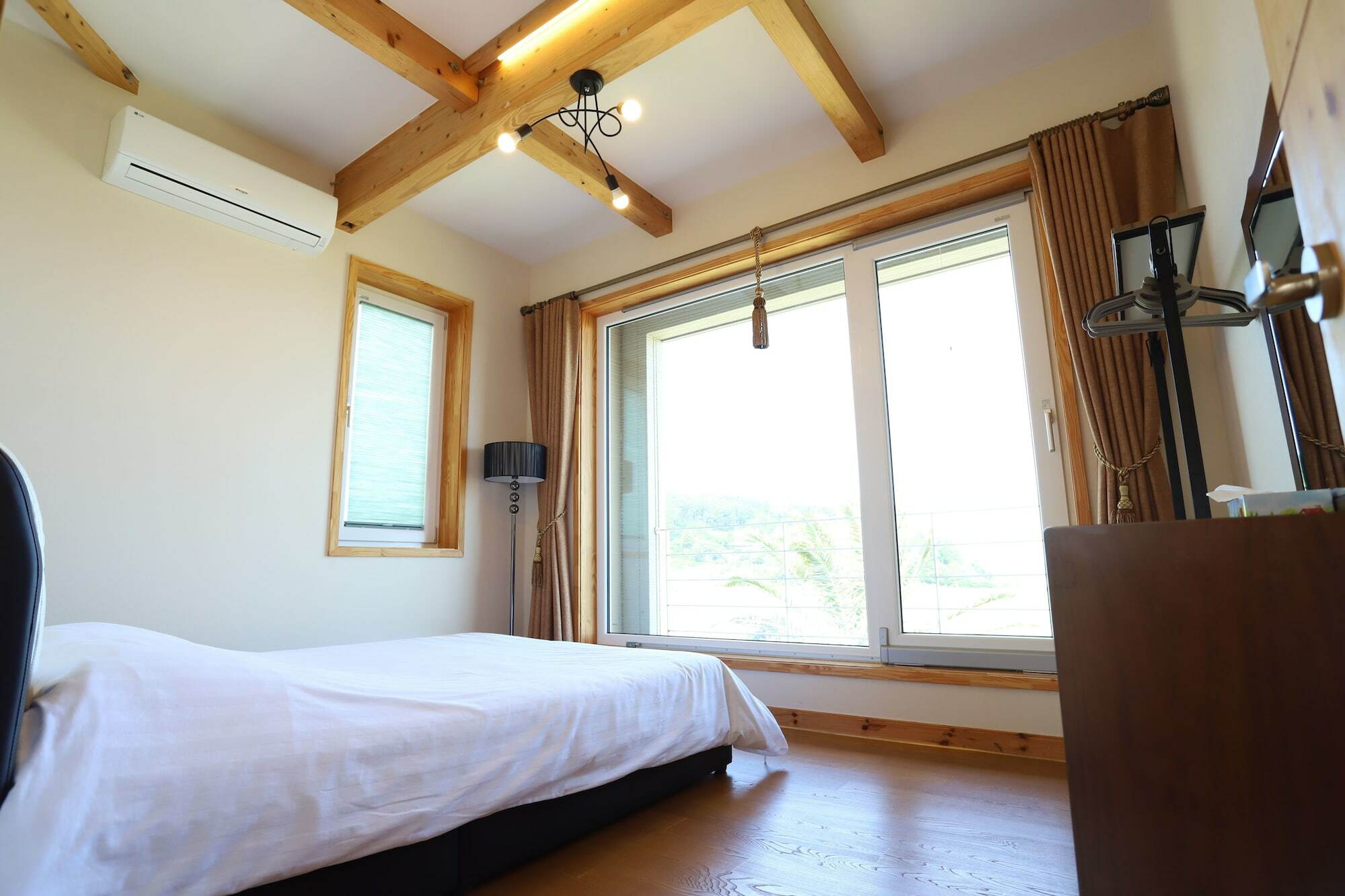 Jeju Lake Pension Eksteriør billede